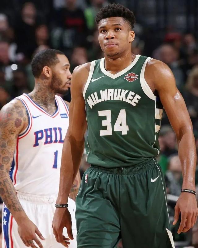 马竞最近10场对意大利球队8胜1平1负，且近12场欧冠主场11胜（马竞近10战意大利球队8胜1平1负，欧冠主场近12场赢下11场）