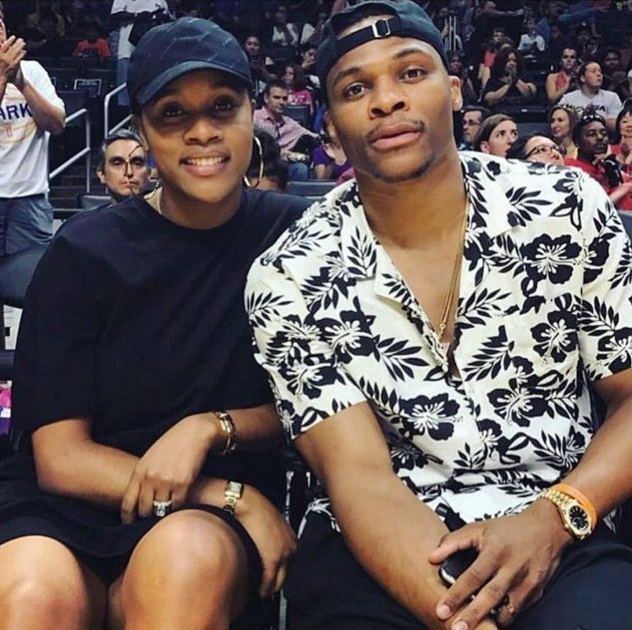 马卡：拉波尔塔愿尝试所有方式签小蜘蛛；马竞想与他涨薪续约（马卡报：拉波尔塔愿尽全力引进小蜘蛛，马竞欲与其加薪续约）