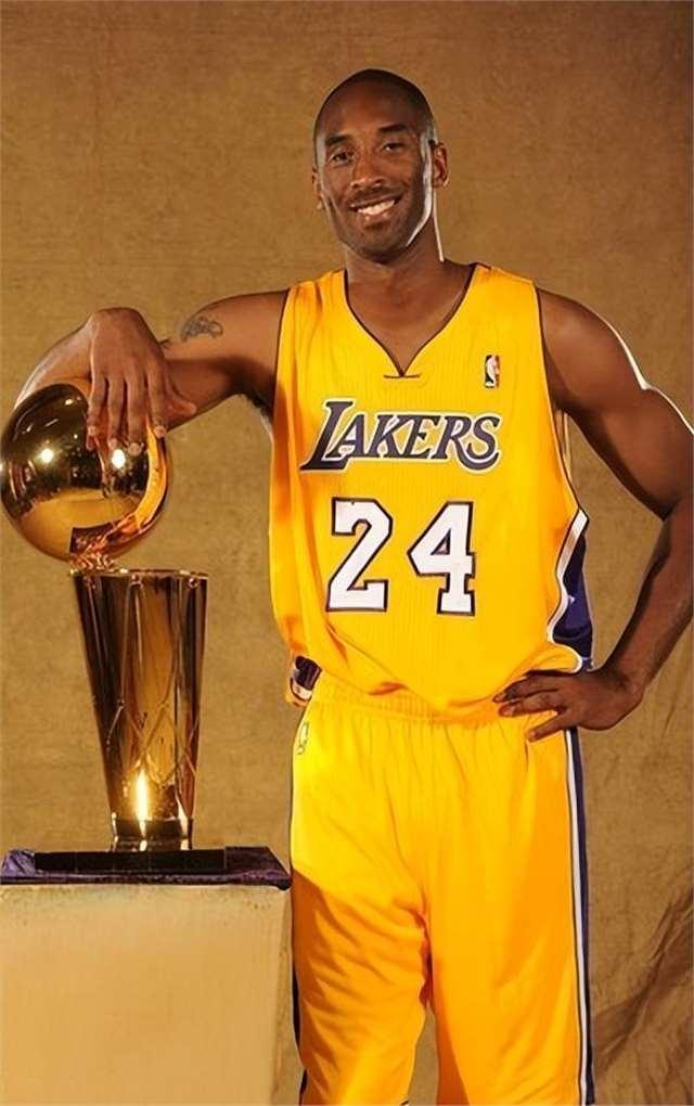 20分钟进2球，德里乌赫当选埃因霍温客场4-1利物浦全场最佳（20分钟梅开二度，德里乌赫荣膺埃因霍温客场4-1胜利物浦全场最佳）